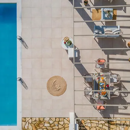 Oliva With Private Pool By Konnect Villa Kato Korakiana