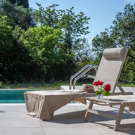 Oliva With Private Pool By Konnect 卡托克拉克阿纳