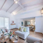Oliva With Private Pool By Konnect Villa